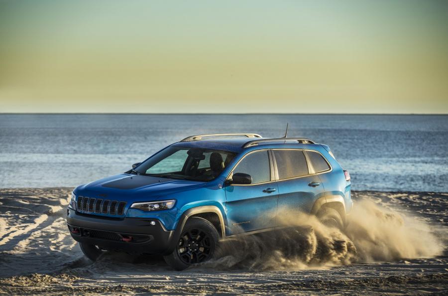  Jeep Cherokee Trailhawk (KL) 2018 года  (NA) (фото 48 из 49)